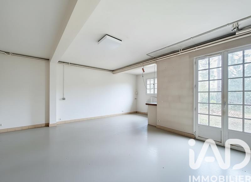 Maison - 213 m² - 8 pièces