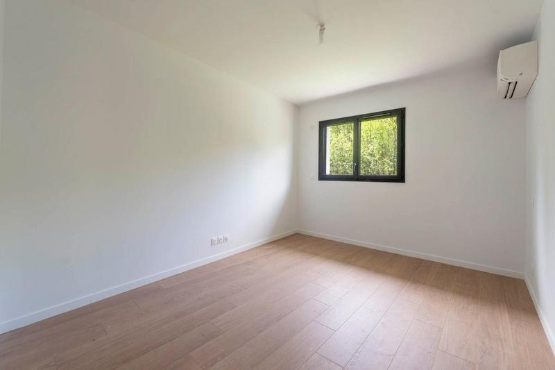 Maison - 111 m² - 4 pièces