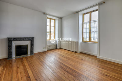 Maison - 258 m² - 14 pièces