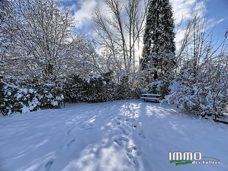 Appartement - 93 m² - 4 pièces