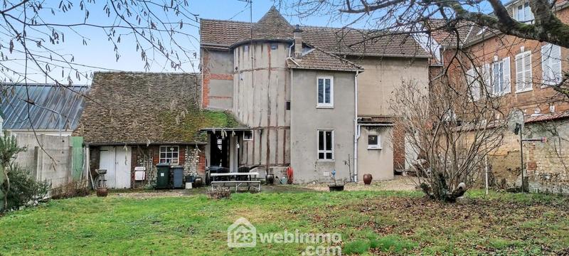 Maison - 130 m² - 4 pièces