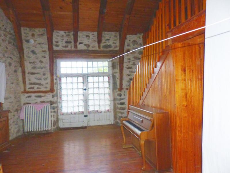 Maison - 220 m² - 8 pièces