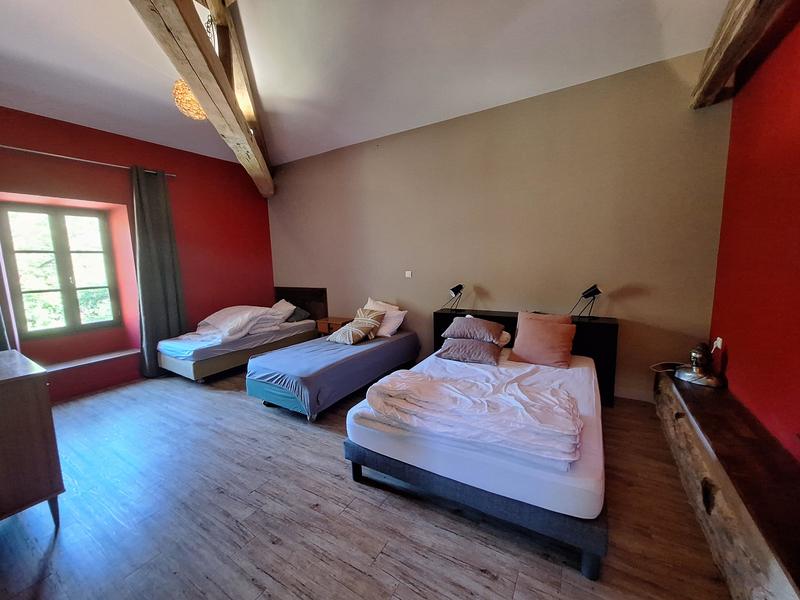 Moulin - 189 m² - 6 pièces