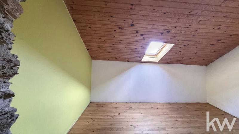 Maison - 285 m² - 13 pièces