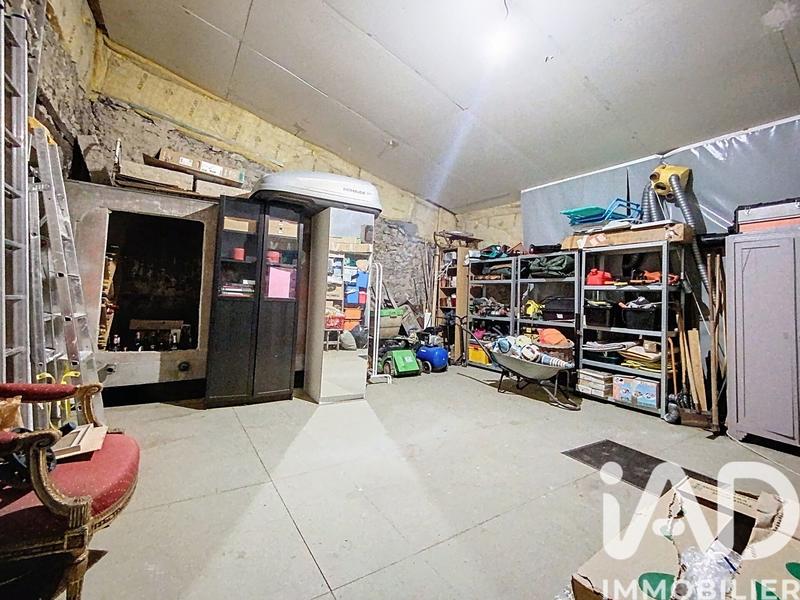 Maison - 231 m² - 8 pièces