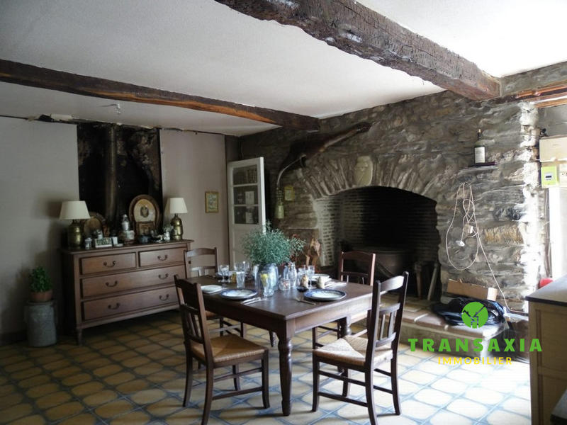 Maison - 96 m² - 5 pièces