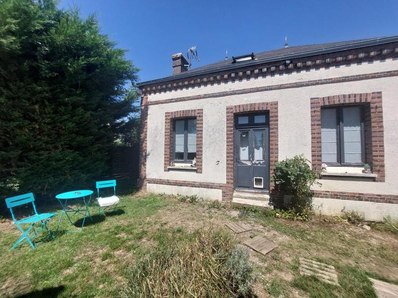 Maison - 99 m² - 5 pièces