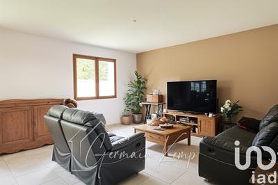 Maison - 260 m² - 8 pièces