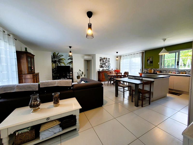 Maison - 120 m² - 6 pièces