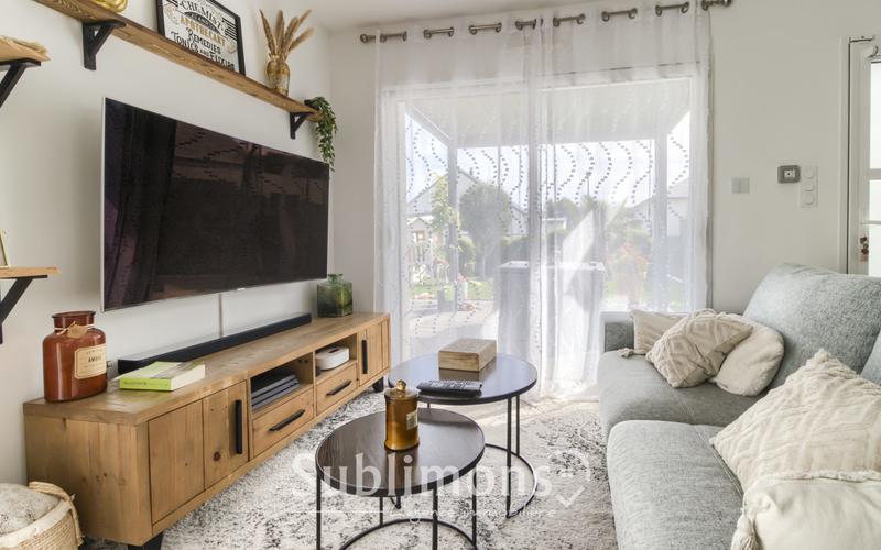 Maison - 96 m² - 5 pièces