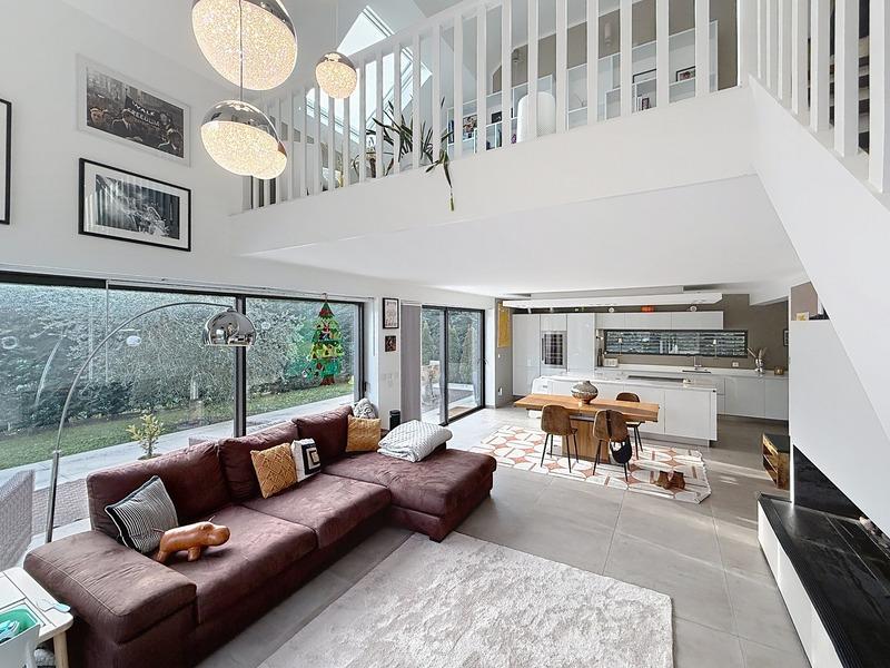 Maison - 170 m² - 6 pièces