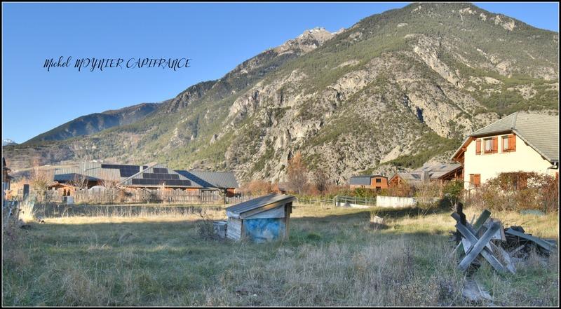 Terrain constructible - 1 309 m²