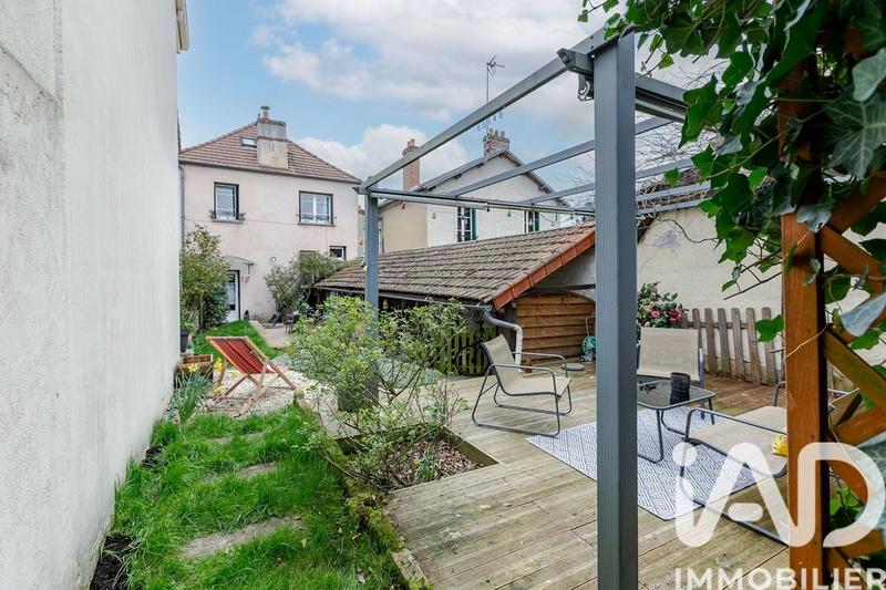 Maison - 120 m² - 7 pièces