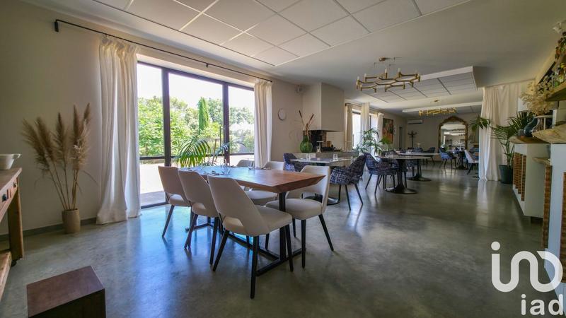 Maison - 265 m² - 5 pièces