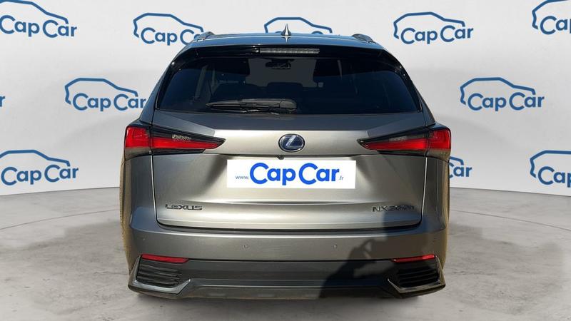 Lexus Nx 300h 2.5 Vvt-i 197 4wd E-Cvt Luxe