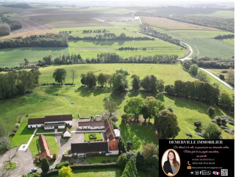 Propriété - 466 m² - 18 pièces