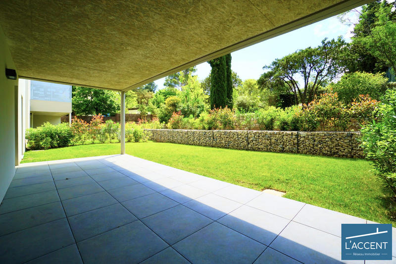 Appartement - 79 m² - 3 pièces