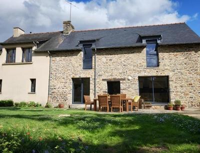 Maison - 187 m² - 8 pièces