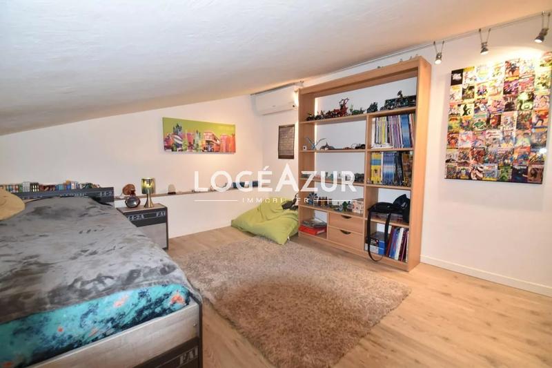 Appartement - 119 m² - 4 pièces