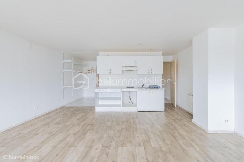 Studio - 50 m² - 1 pièce