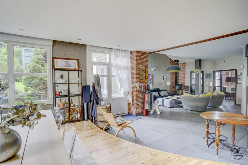 Maison ancienne - 290 m² - 9 pièces