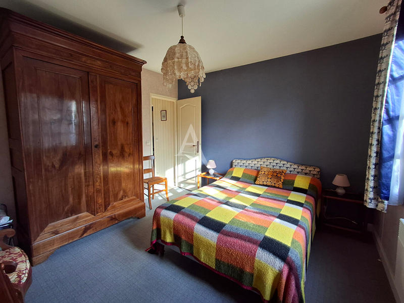 Maison - 191 m² - 8 pièces