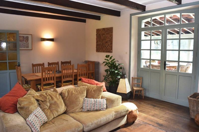 Maison - 251 m² - 10 pièces