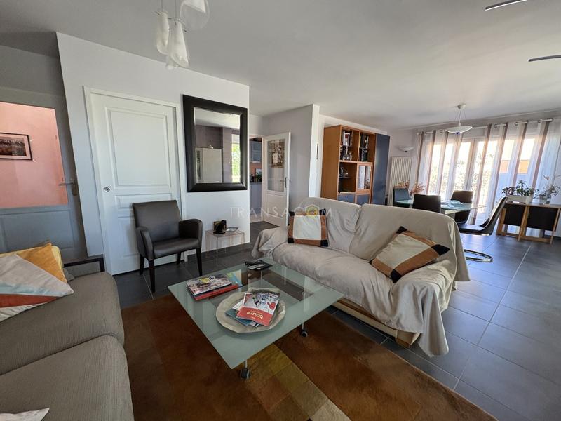 Appartement - 84 m² - 3 pièces