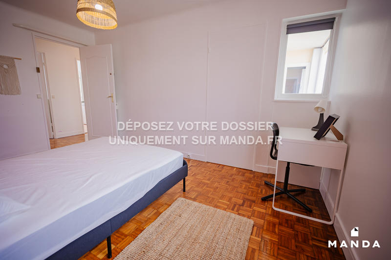 Chambre - 13 m² - 4 pièces