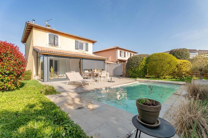 Maison - 111 m² - 4 pièces