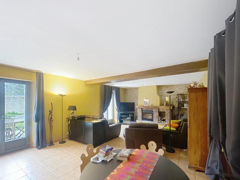 Maison - 137 m² - 5 pièces