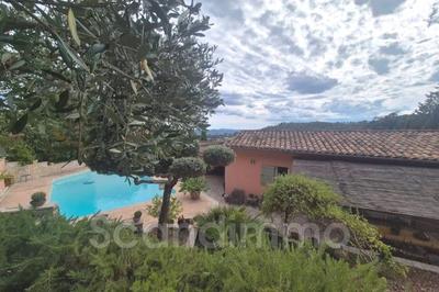 Maison - 115 m² - 4 pièces