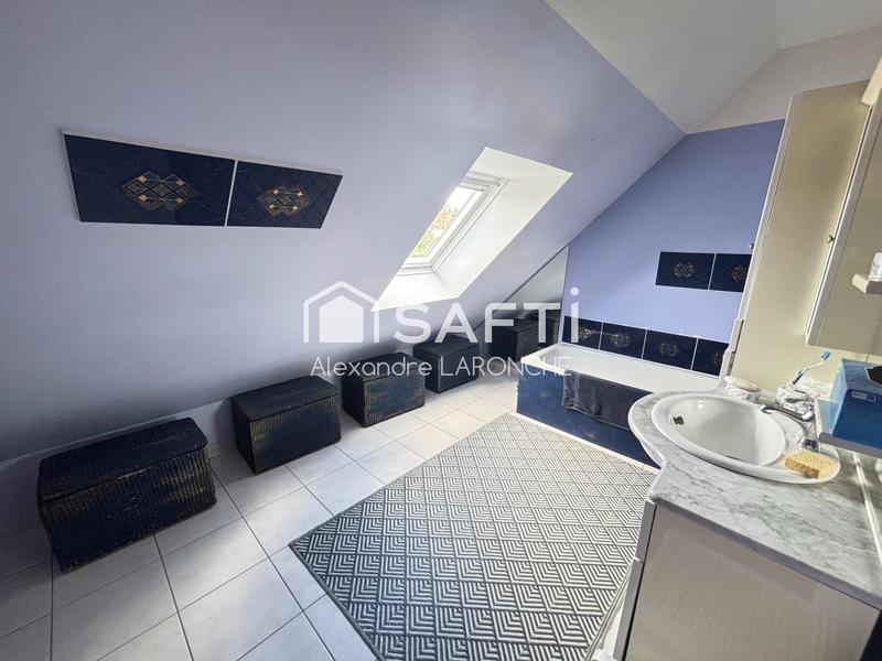 Maison - 137 m² - 6 pièces