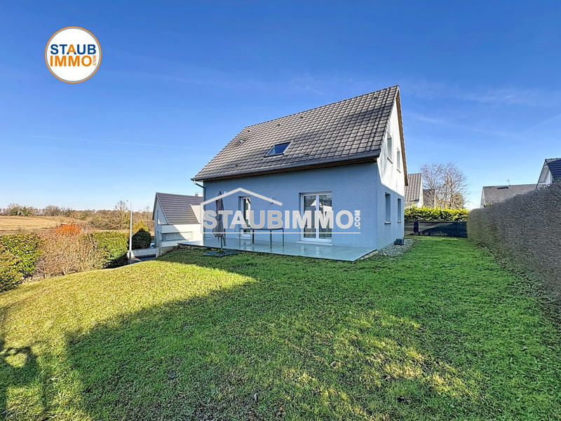 Maison - 108 m² - 6 pièces