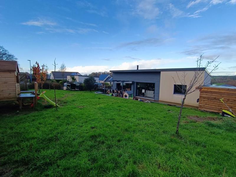 Maison - 94 m² - 4 pièces