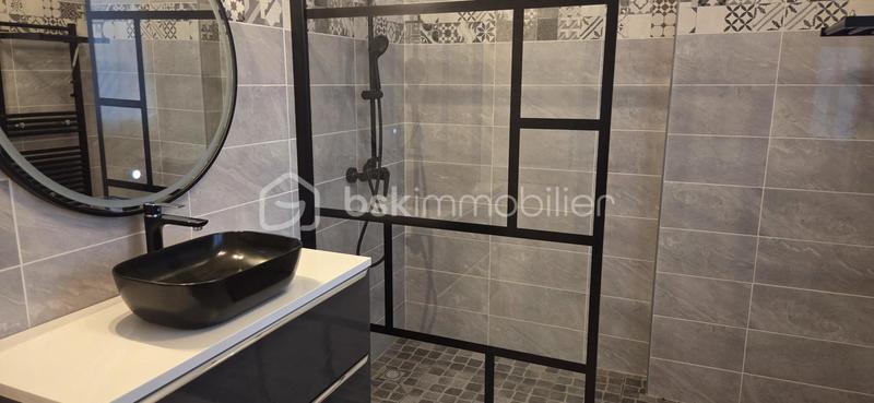 Maison traditionnelle - 135 m² - 5 pièces