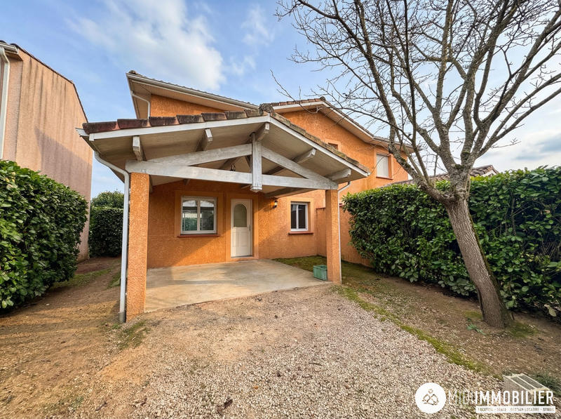 Maison - 92 m² - 4 pièces