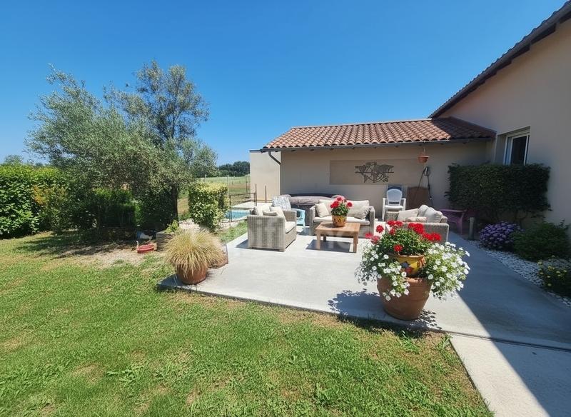 Maison - 170 m² - 7 pièces