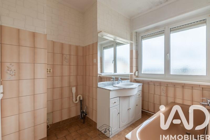 Appartement - 80 m² - 4 pièces