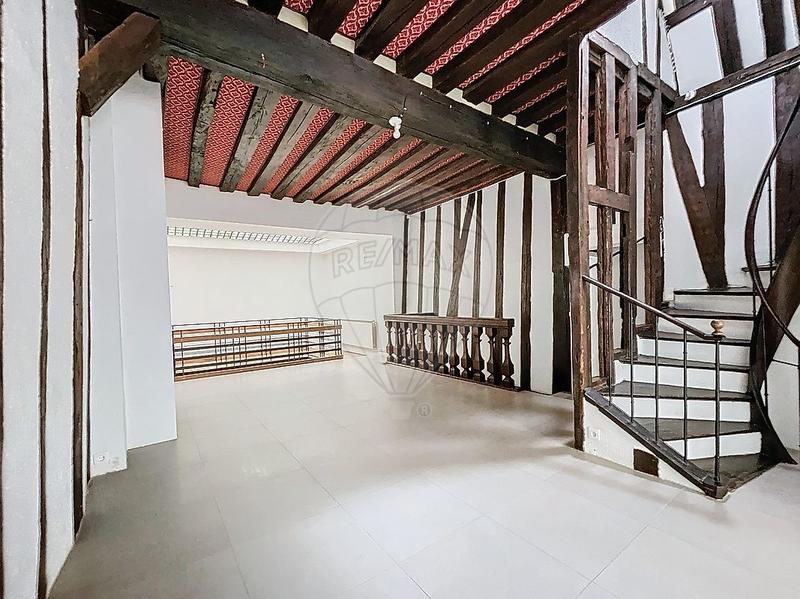 Duplex - 146 m² - 6 pièces