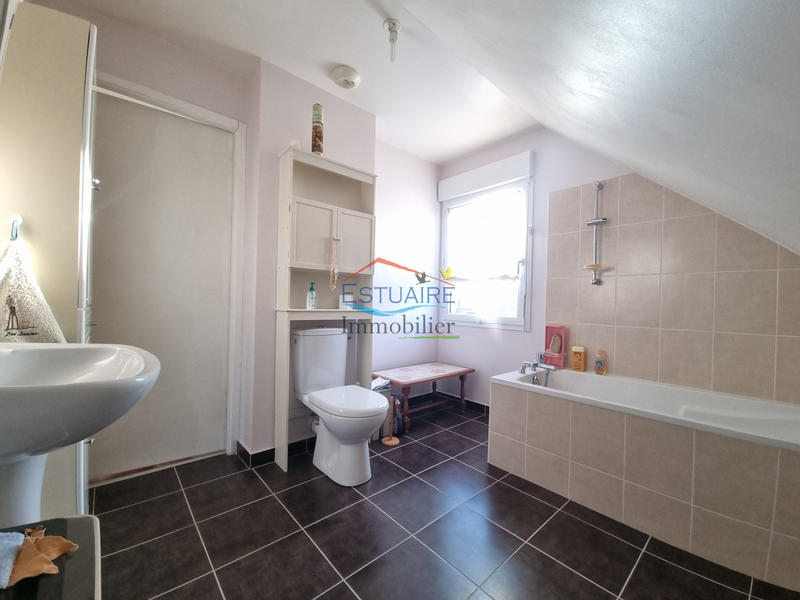 Maison - 85 m² - 5 pièces