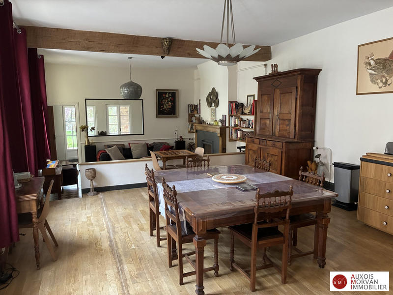 Maison ancienne - 235 m² - 12 pièces