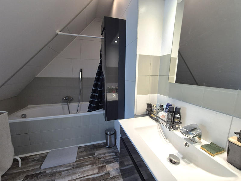 Maison - 157 m² - 6 pièces