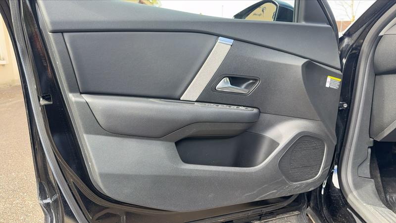 Citroën C4 1.5 BlueHDi 130 Eat8 Plus - Automatique