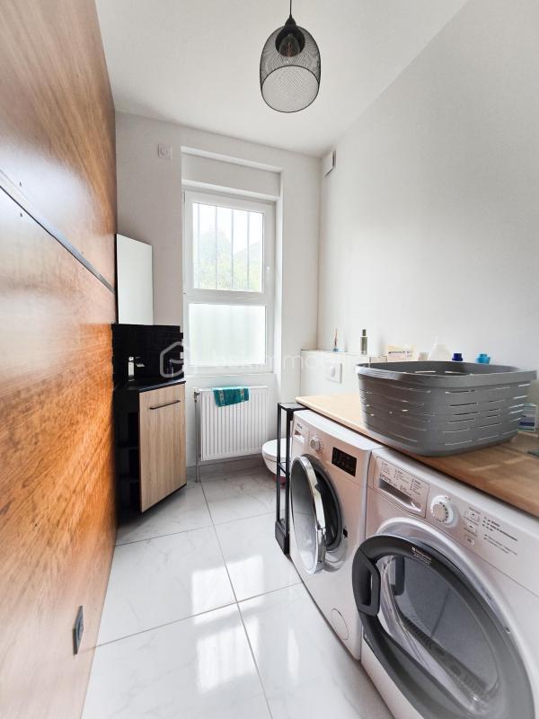 Appartement - 100 m² - 4 pièces