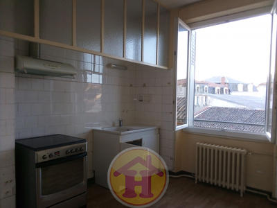 Appartement - 80 m² - 4 pièces
