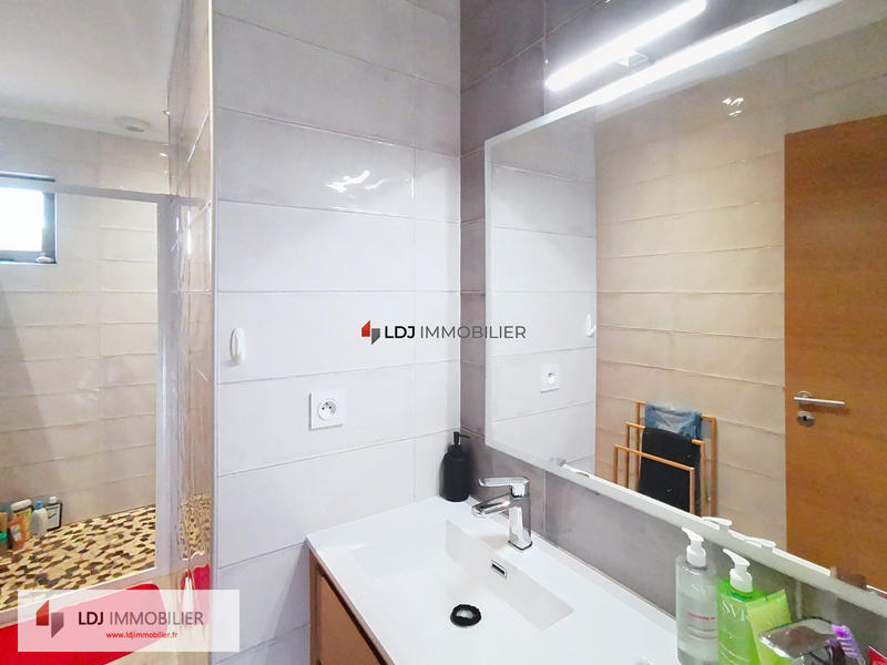 Villa - 127 m² - 5 pièces