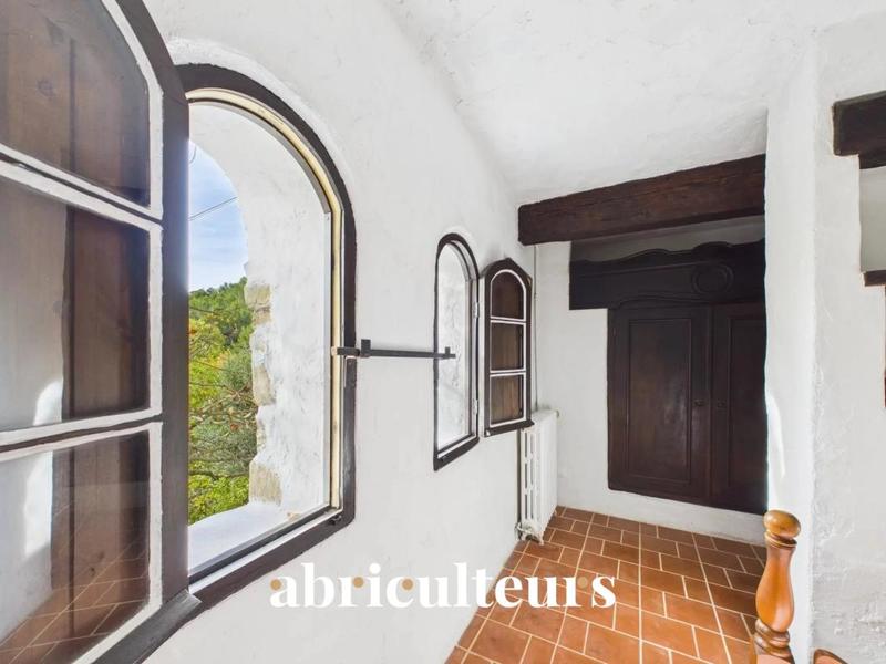 Maison ancienne - 223 m² - 7 pièces