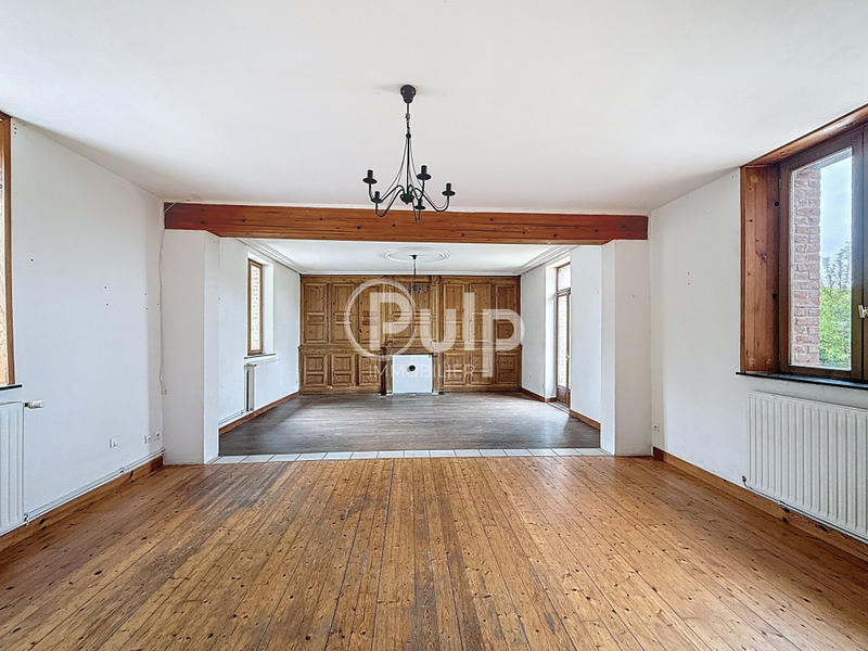 Corps de ferme - 242 m² - 14 pièces