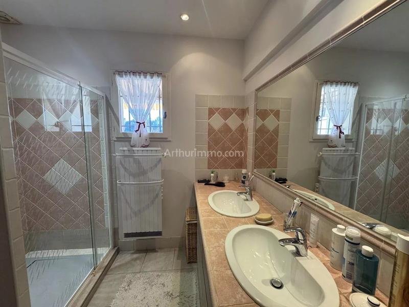 Maison - 190 m² - 6 pièces